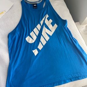 Nike tank
